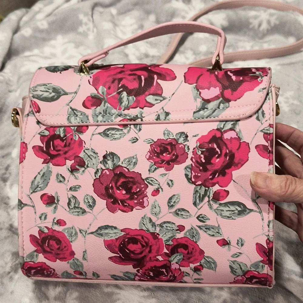 Luv Betsey Johnson, Perfect Spring Bag, NWT, 8.5